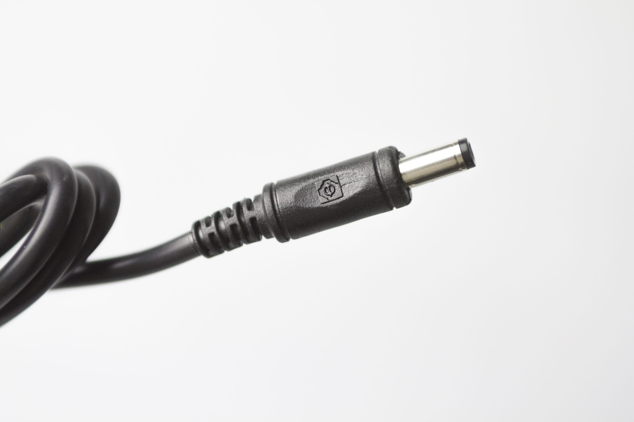 Power Supply 12V 2.5A - IV-R30-12 - Image 2